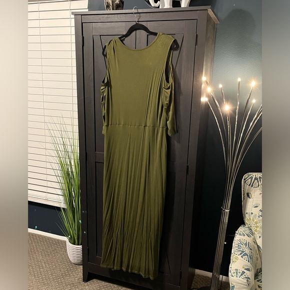 Plus size Kate & Mallory maxi dress - Picture 5 of 7